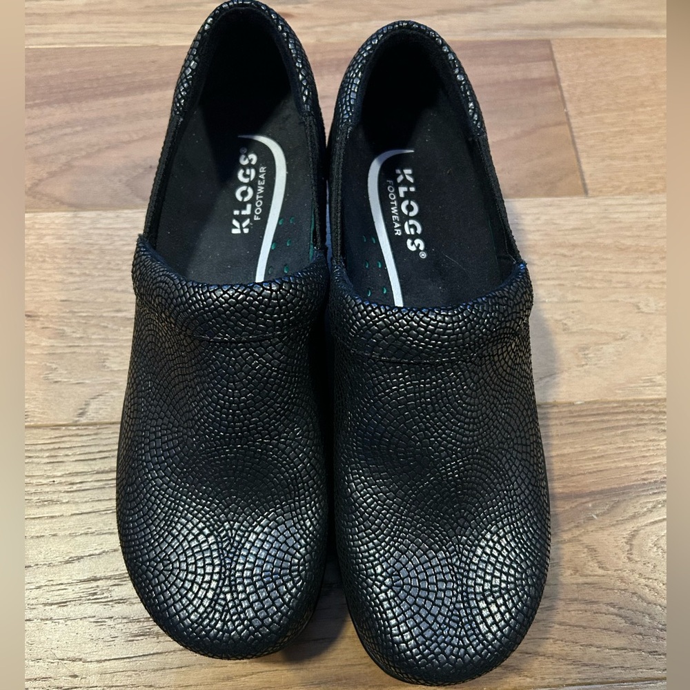 Klogs Black Textured Leather Clogs.